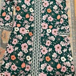 Wisp Petite Green Floral Dress with Pink & Coral Blooms Perfect condition